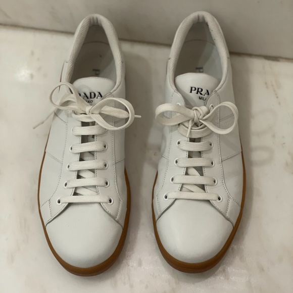 Prada men’s white sneakers size 10.5 - Picture 1 of 7